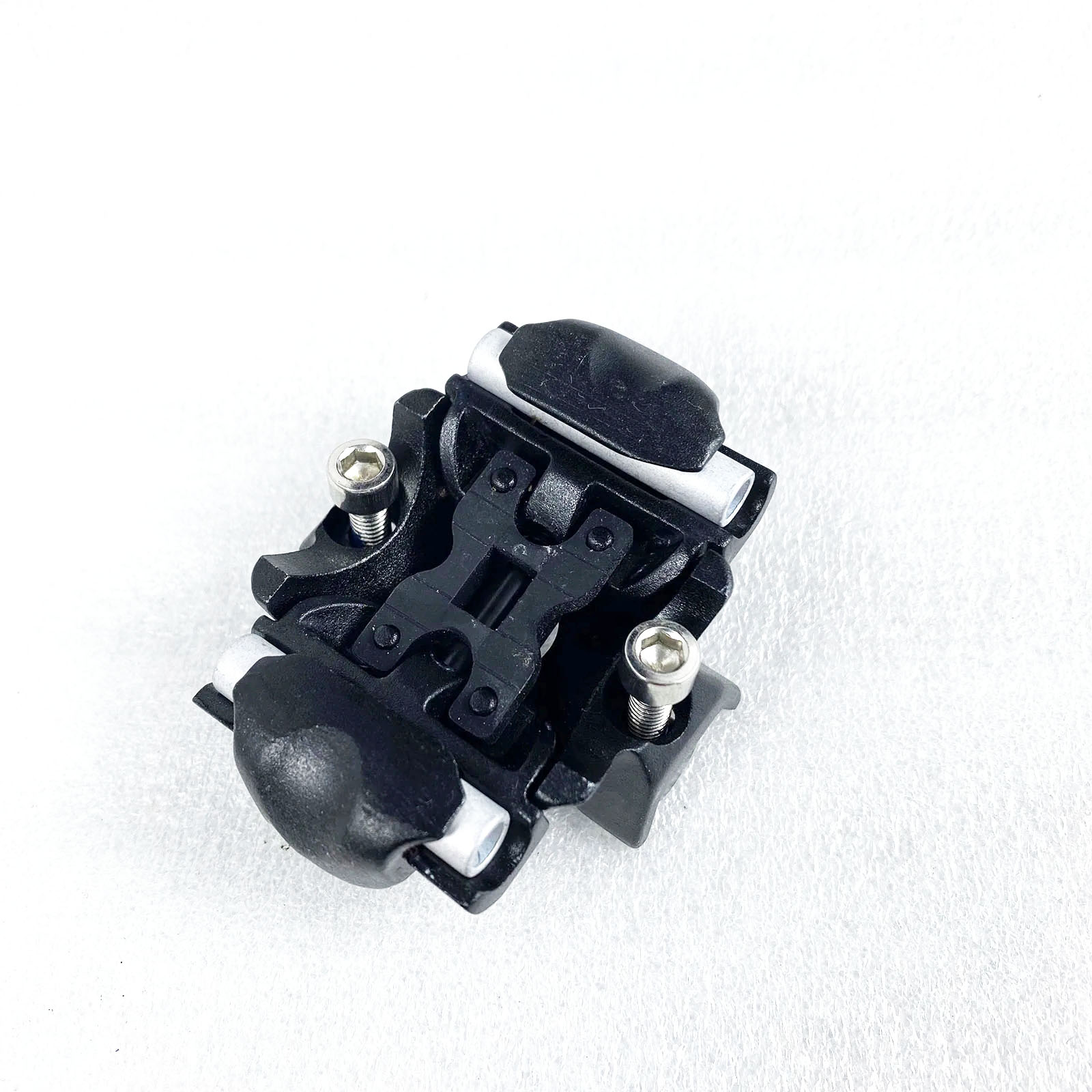 Węgla sztyca zacisk 7*7mm / 7* – Commuting By Bike recenzja i cena